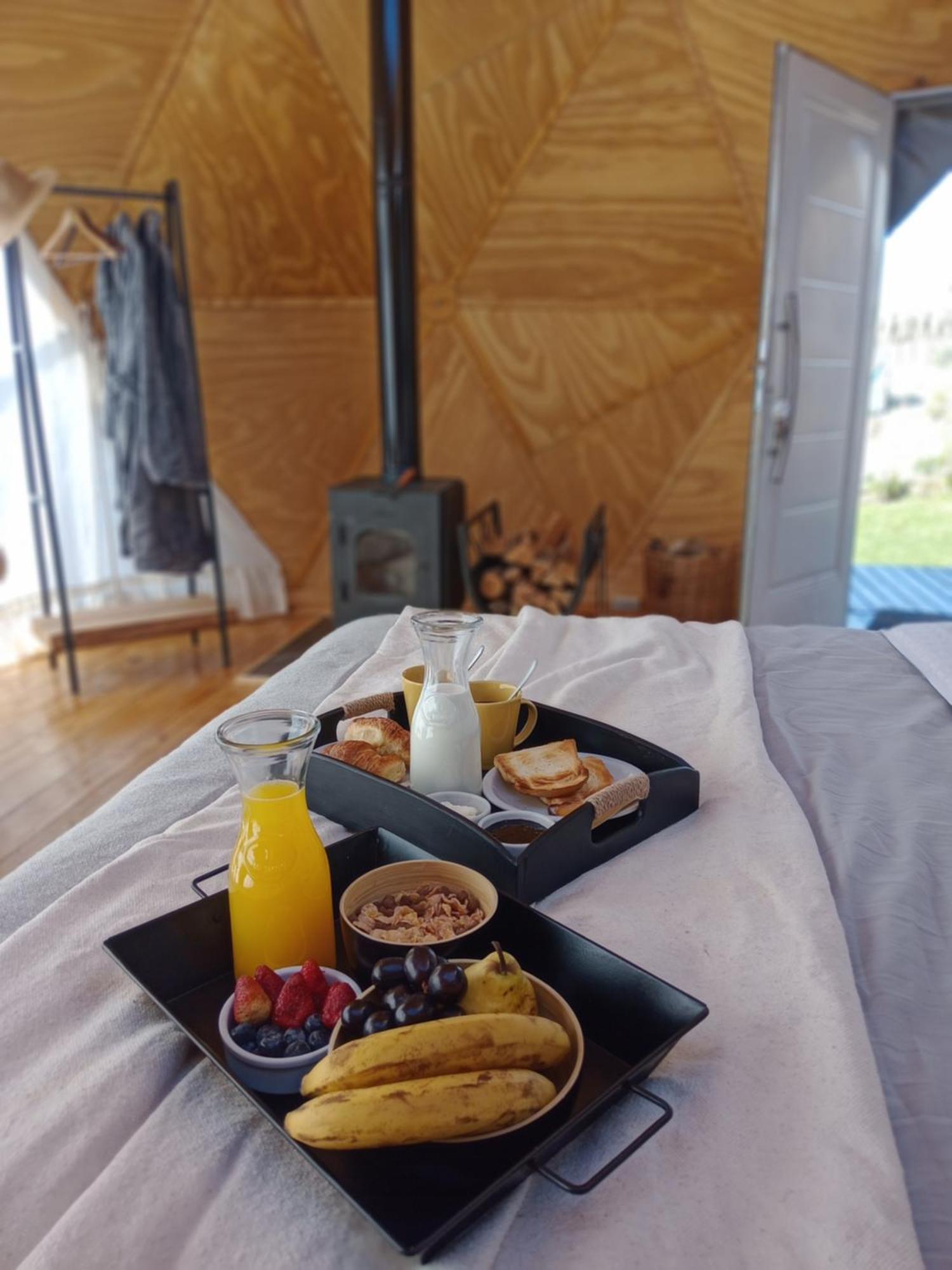 אל קלפטה Boreas Ecoluxury Glamping מראה חיצוני תמונה
