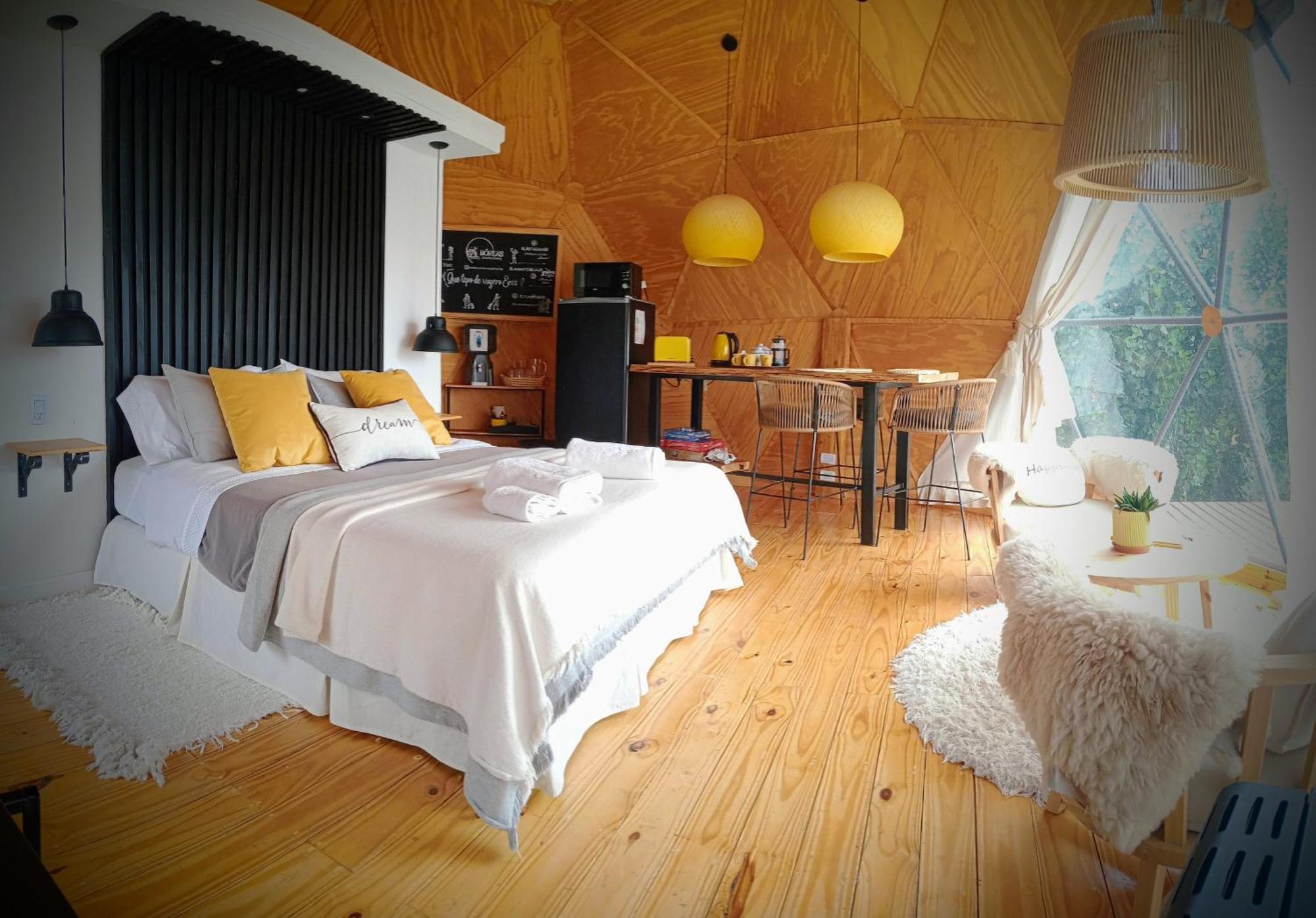 אל קלפטה Boreas Ecoluxury Glamping מראה חיצוני תמונה