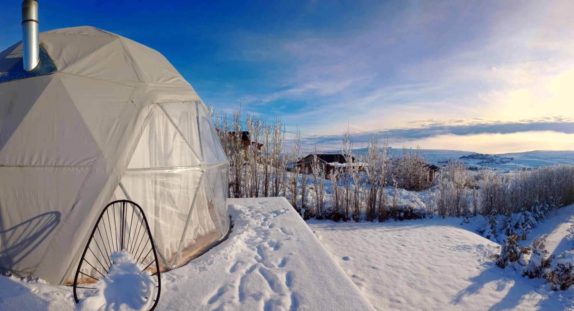 אל קלפטה Boreas Ecoluxury Glamping מראה חיצוני תמונה